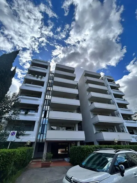 Piccolo Attico A Prato Daire İtalya